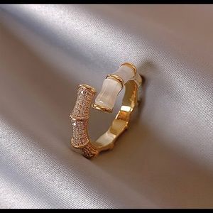 💍New Design Opals Bamboo Shape Gold Adjustable gorgeous ring